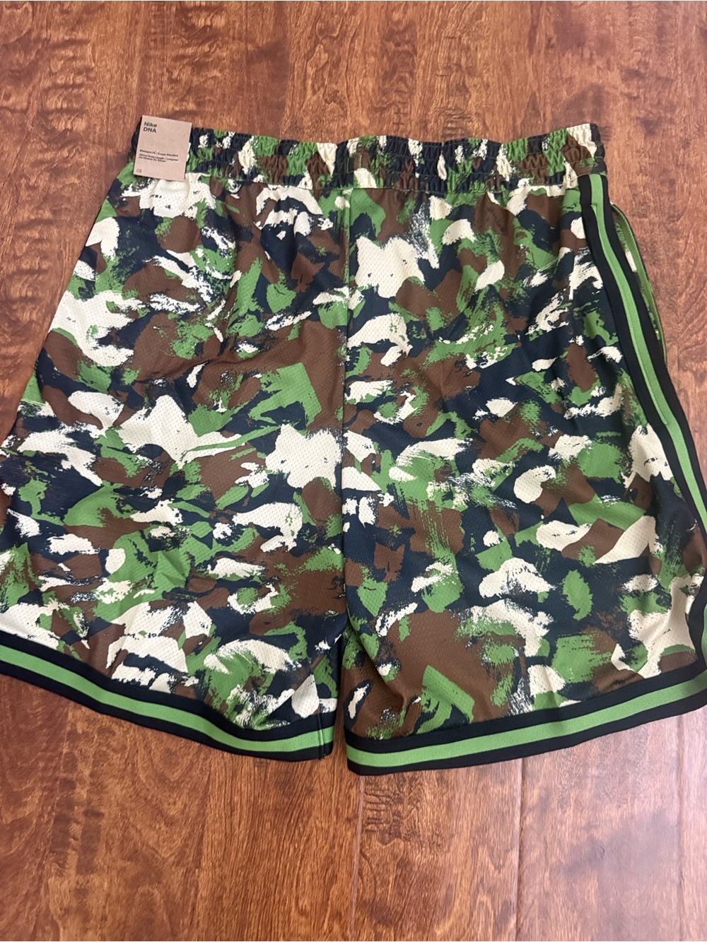 Nike Men's Green Camo Athletic Shorts with Black Trim - Picture 15 of 15